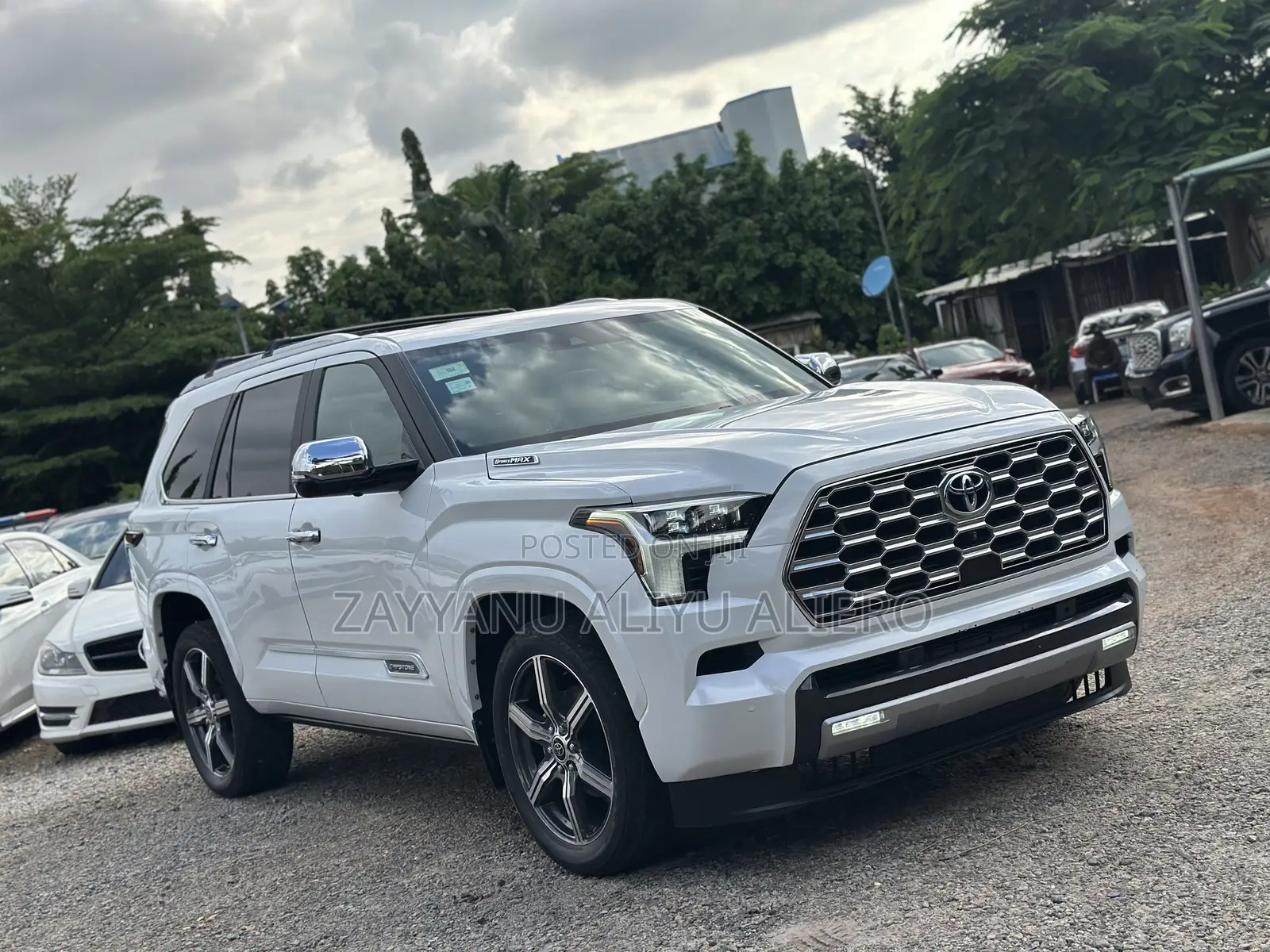 Toyota Sequoia Capstone 4WD 2026 White