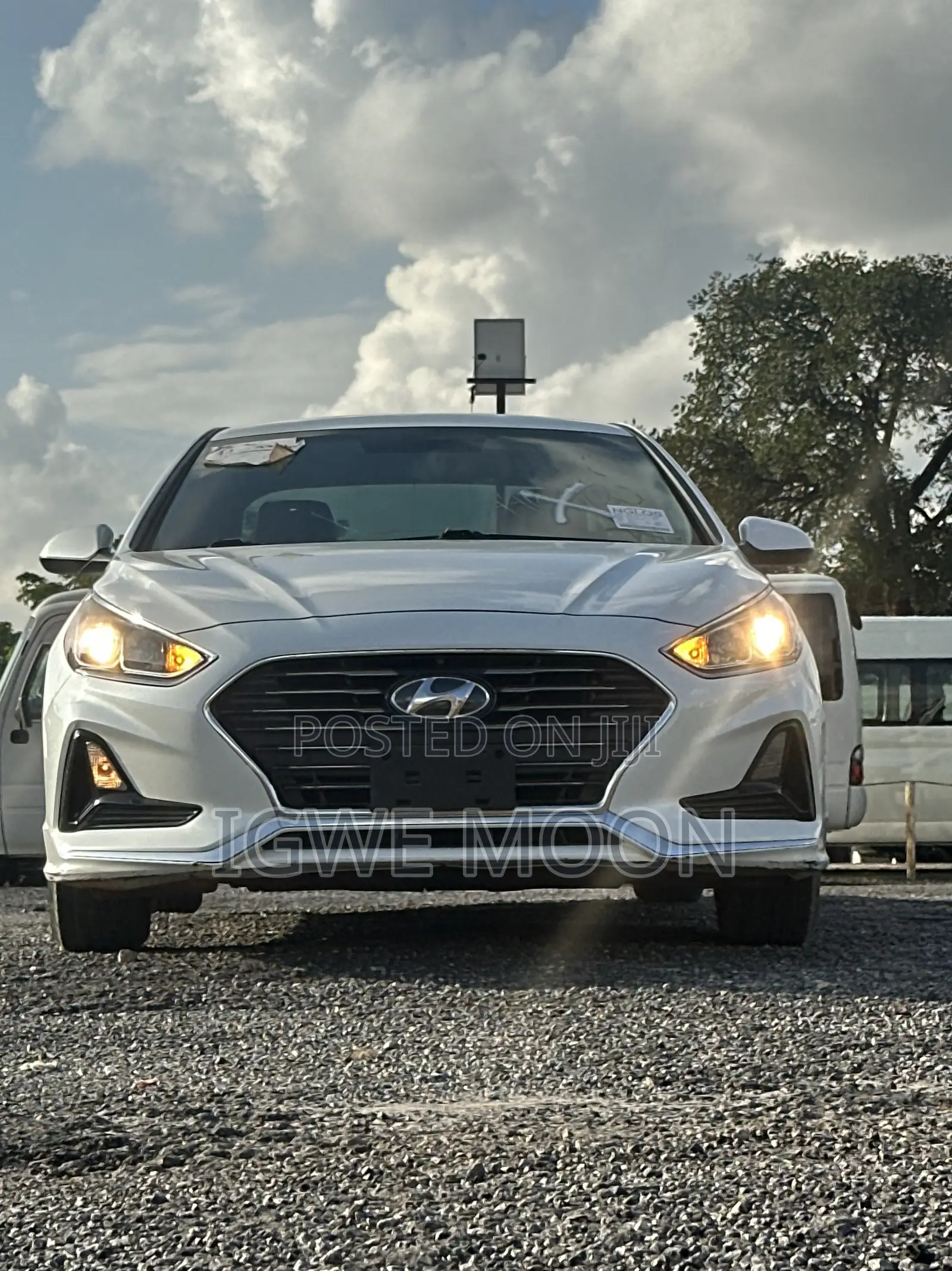 Hyundai Sonata SE 2019 White
