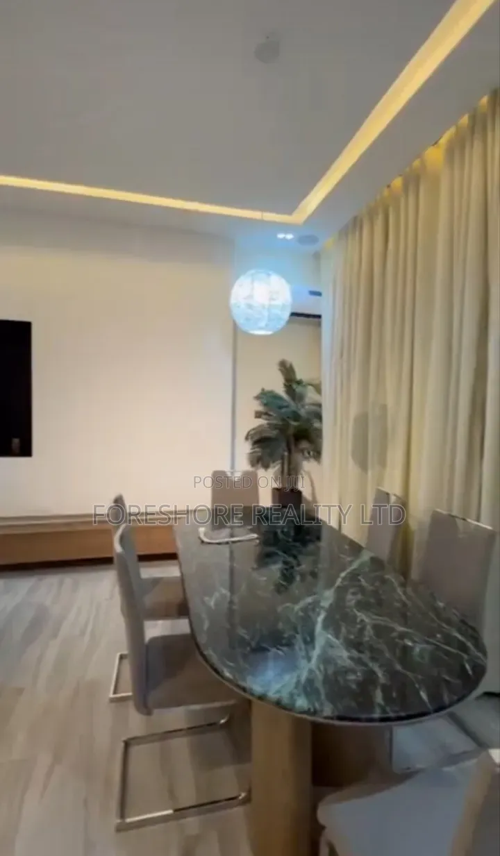 Furnished 3bdrm Apartment in Ikoyi for sale