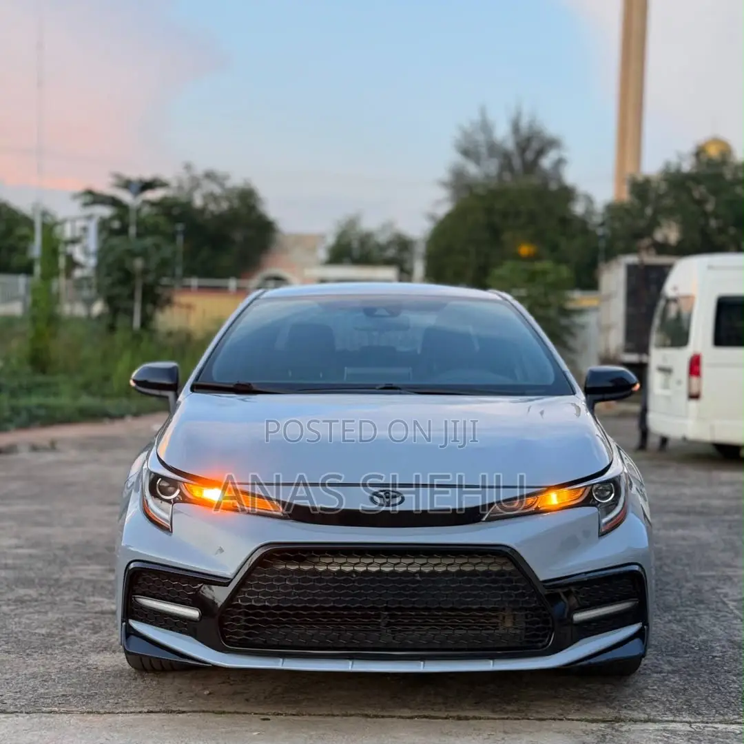 Toyota Corolla 2021 Gray