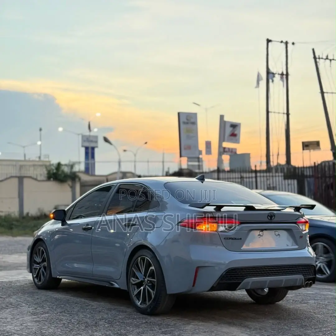 Toyota Corolla 2021 Gray