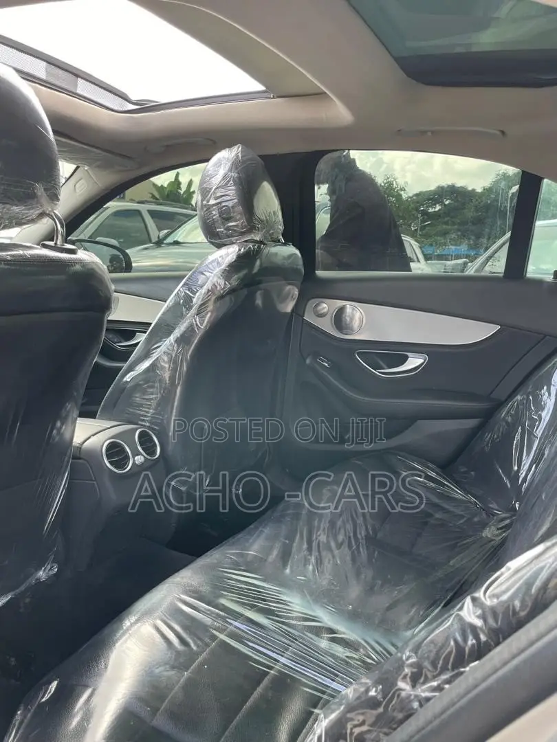 Mercedes-Benz C300 2016 Gray