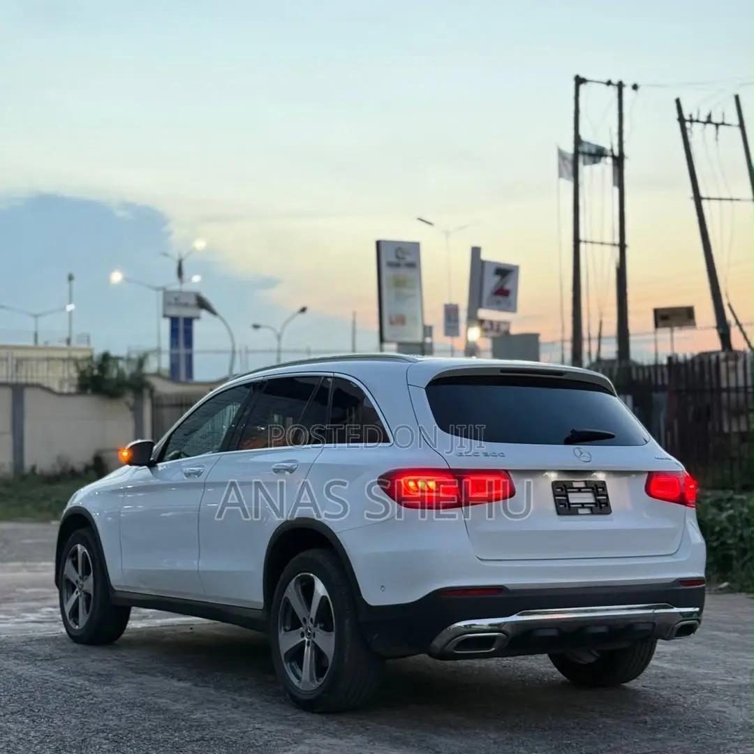Mercedes-Benz GLC-Class 2022 White