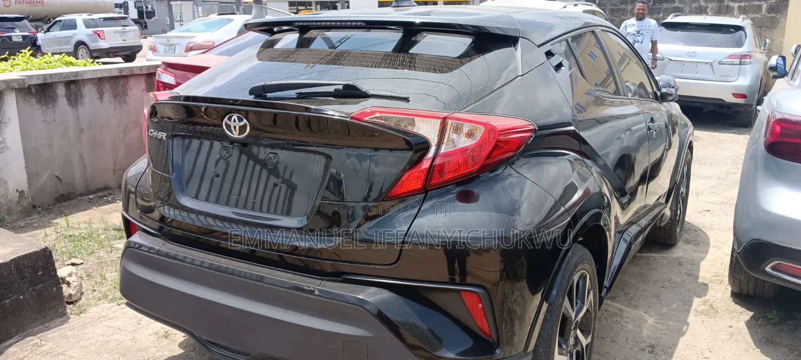 Toyota C-HR XLE Prermium FWD (2.0L 4cyl 2AM) 2018 Black