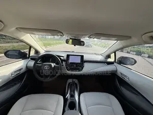 Toyota Corolla LE 2021 Black