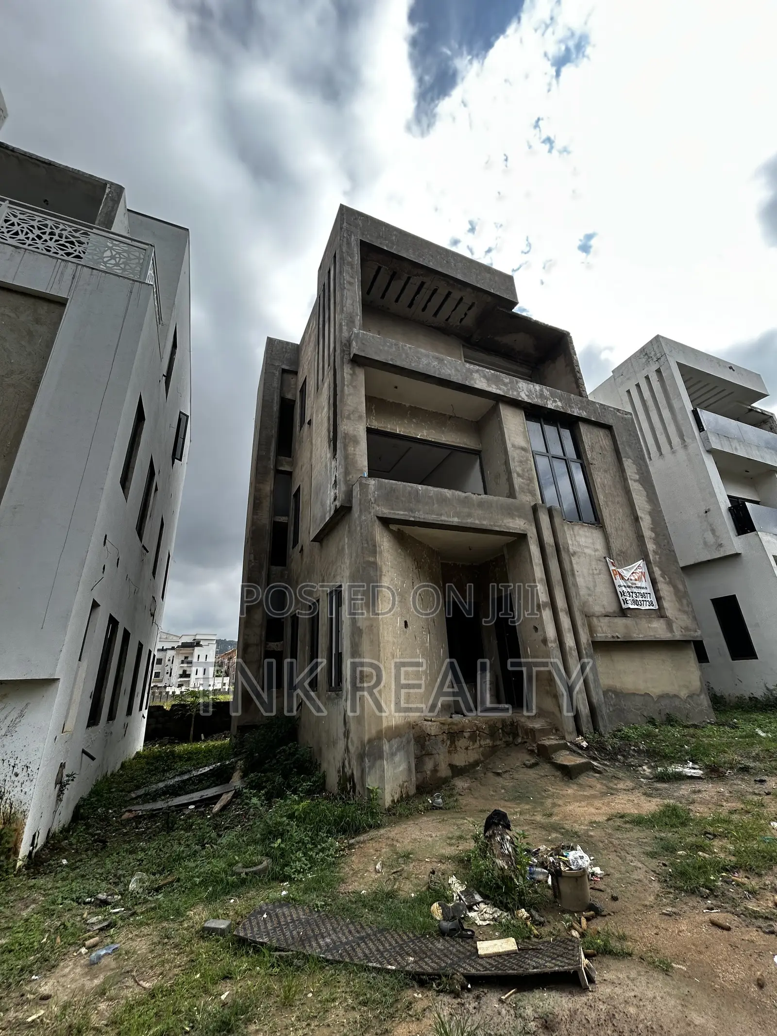 4bdrm Duplex in Katampe (Main) for sale