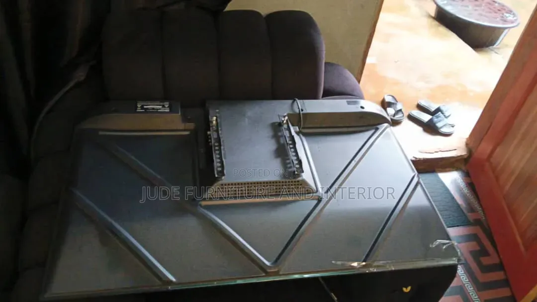 Original Hisense 43smart TV Available