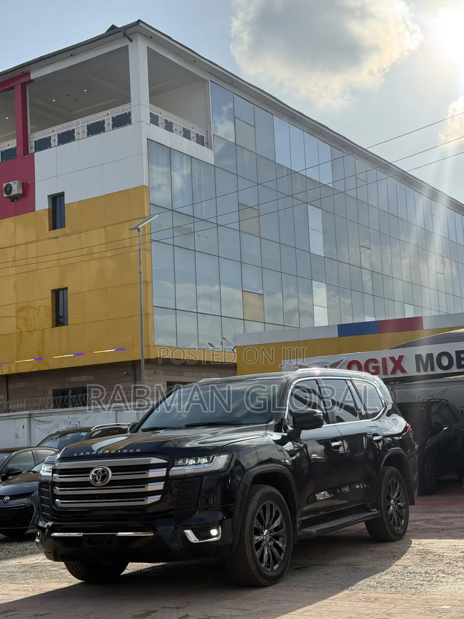 Toyota Land Cruiser 4.5 V8 VXR 2013 Black