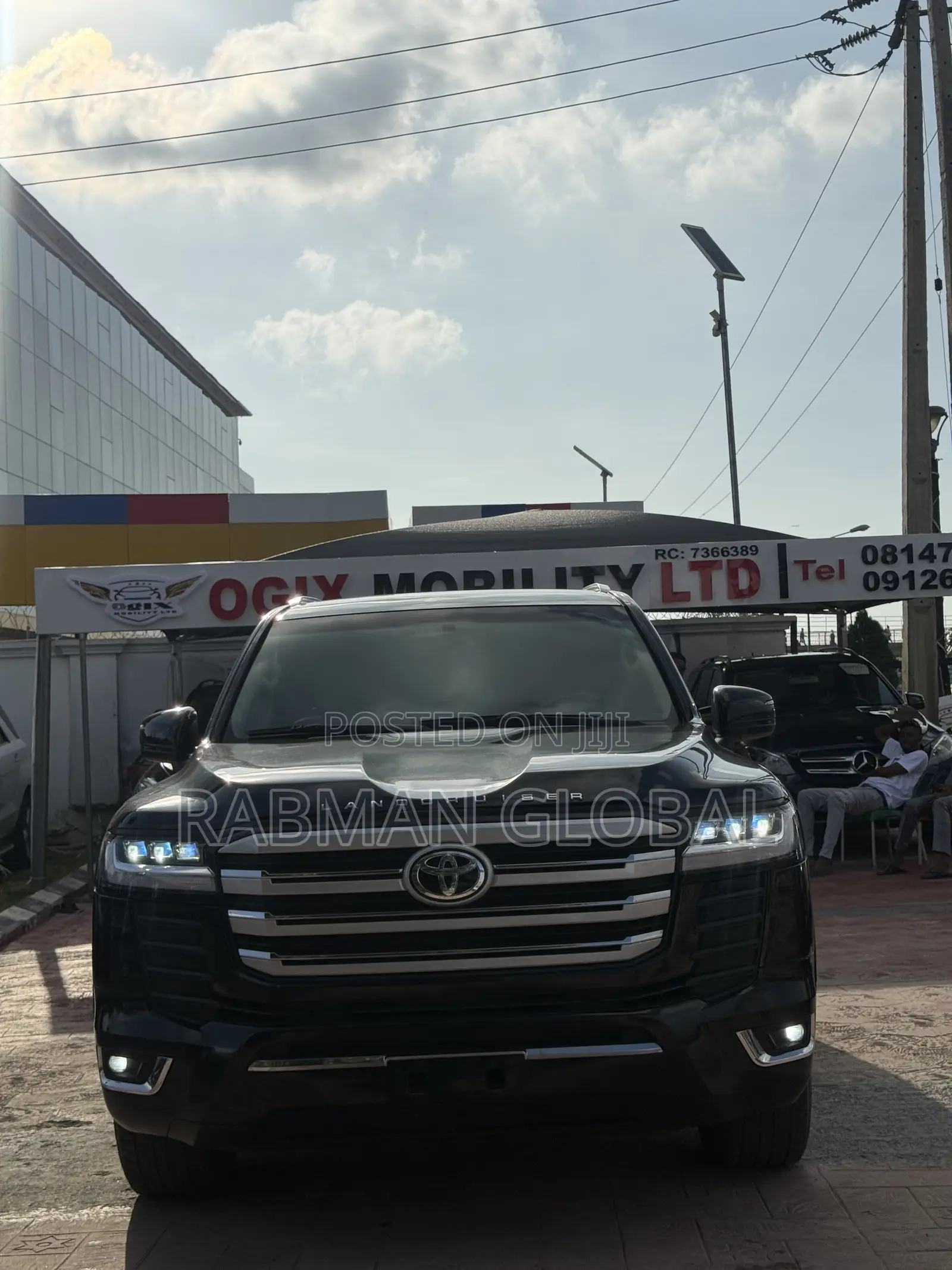 Toyota Land Cruiser 4.5 V8 VXR 2013 Black