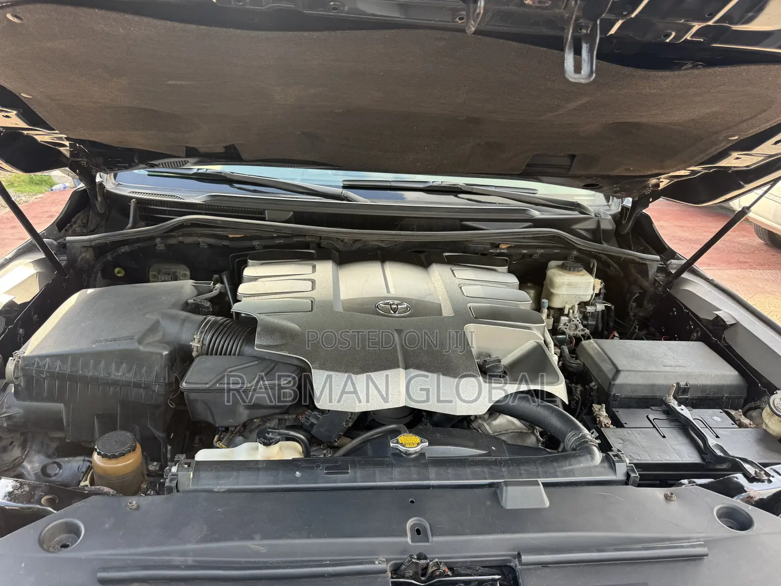 Toyota Land Cruiser 4.5 V8 VXR 2013 Black