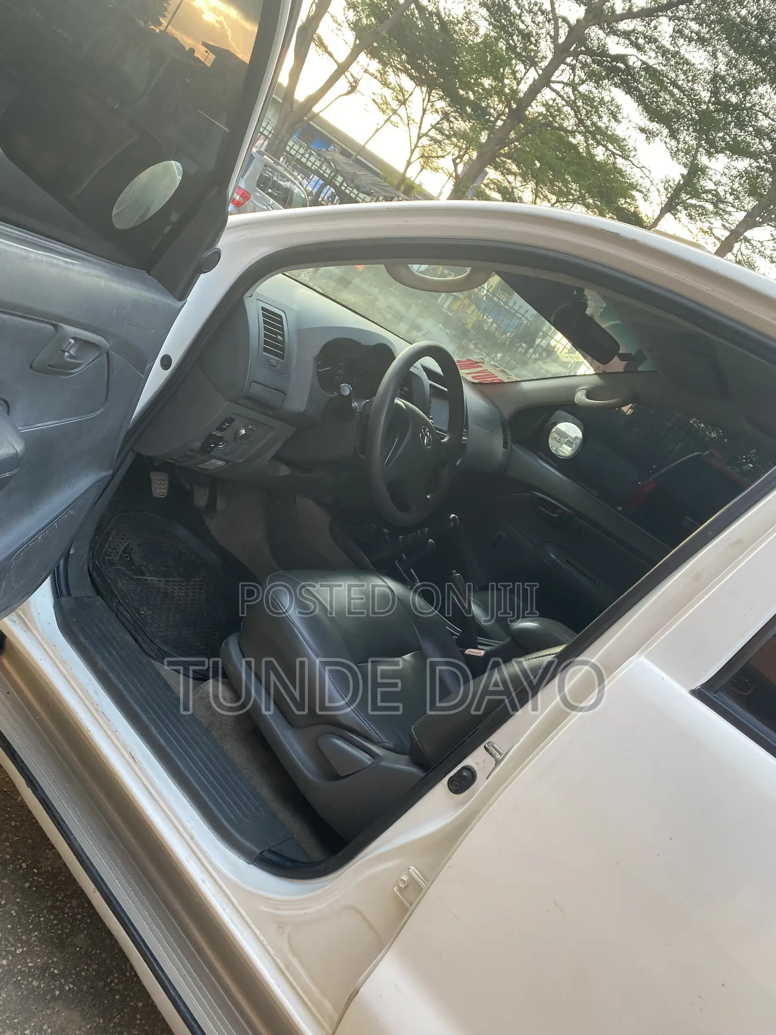Toyota Hilux 2.0 VVT-i SRX 2010 White
