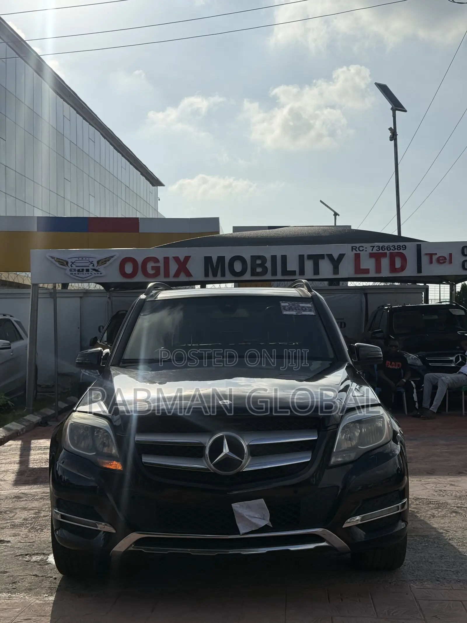 Mercedes-Benz GLK-Class Base GLK 350 4dr AWD 4MATIC (3.5L 6cyl 7A) 2015