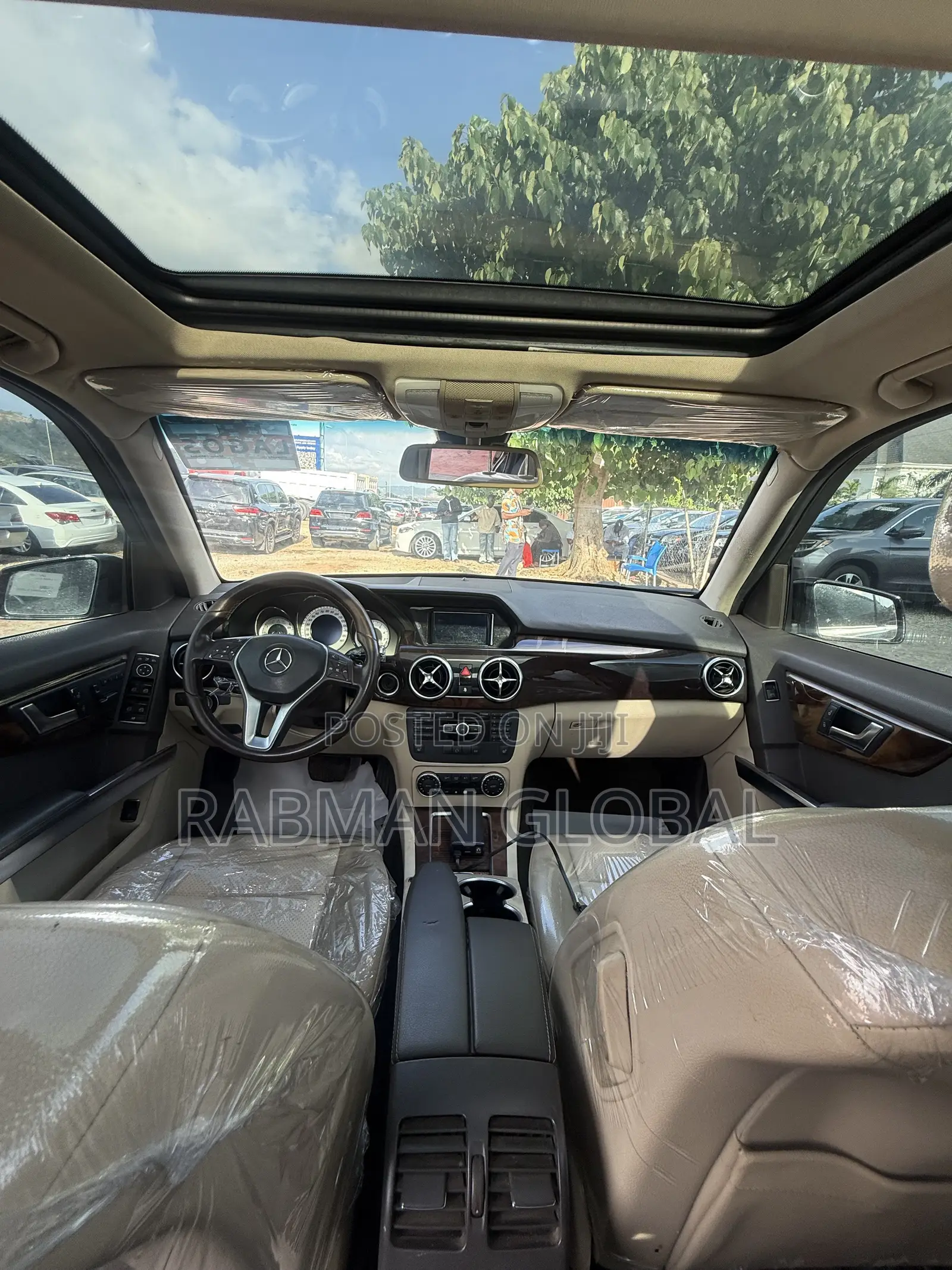 Mercedes-Benz GLK-Class Base GLK 350 4dr AWD 4MATIC (3.5L 6cyl 7A) 2015