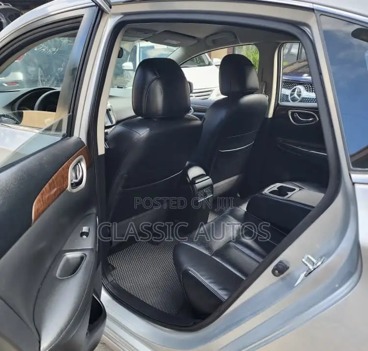 Nissan Sentra 2015 Silver