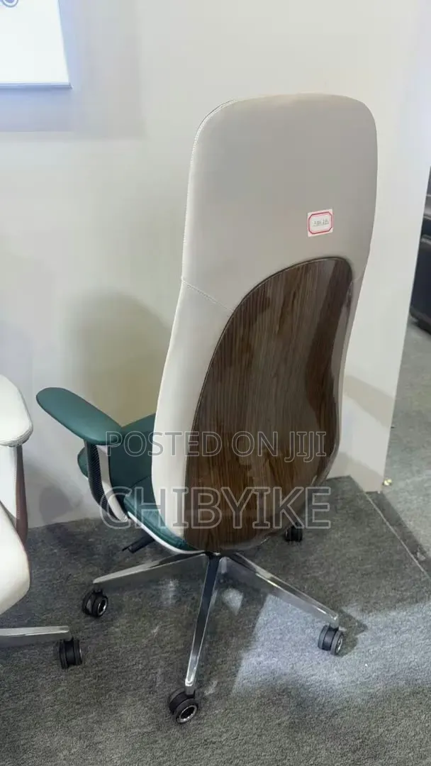 Foreign Executive Office Chair - Green Leather Boss Chair