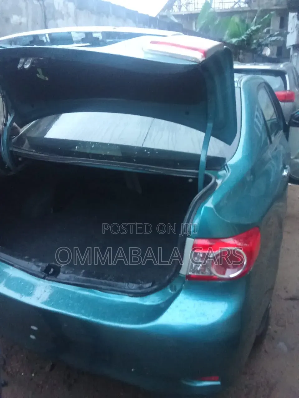 Toyota Corolla 2012 Green
