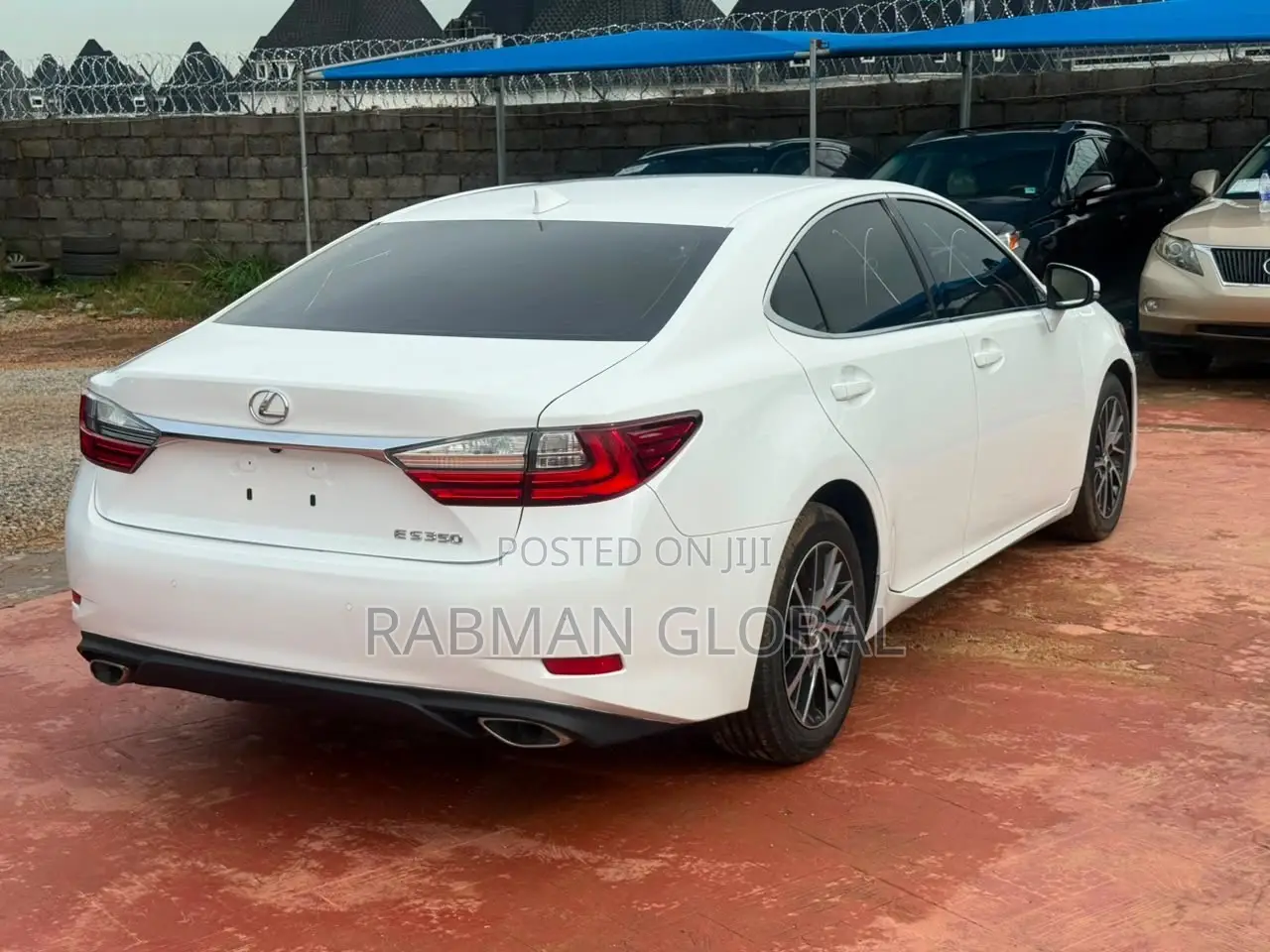 Lexus ES 350 FWD 2017 White