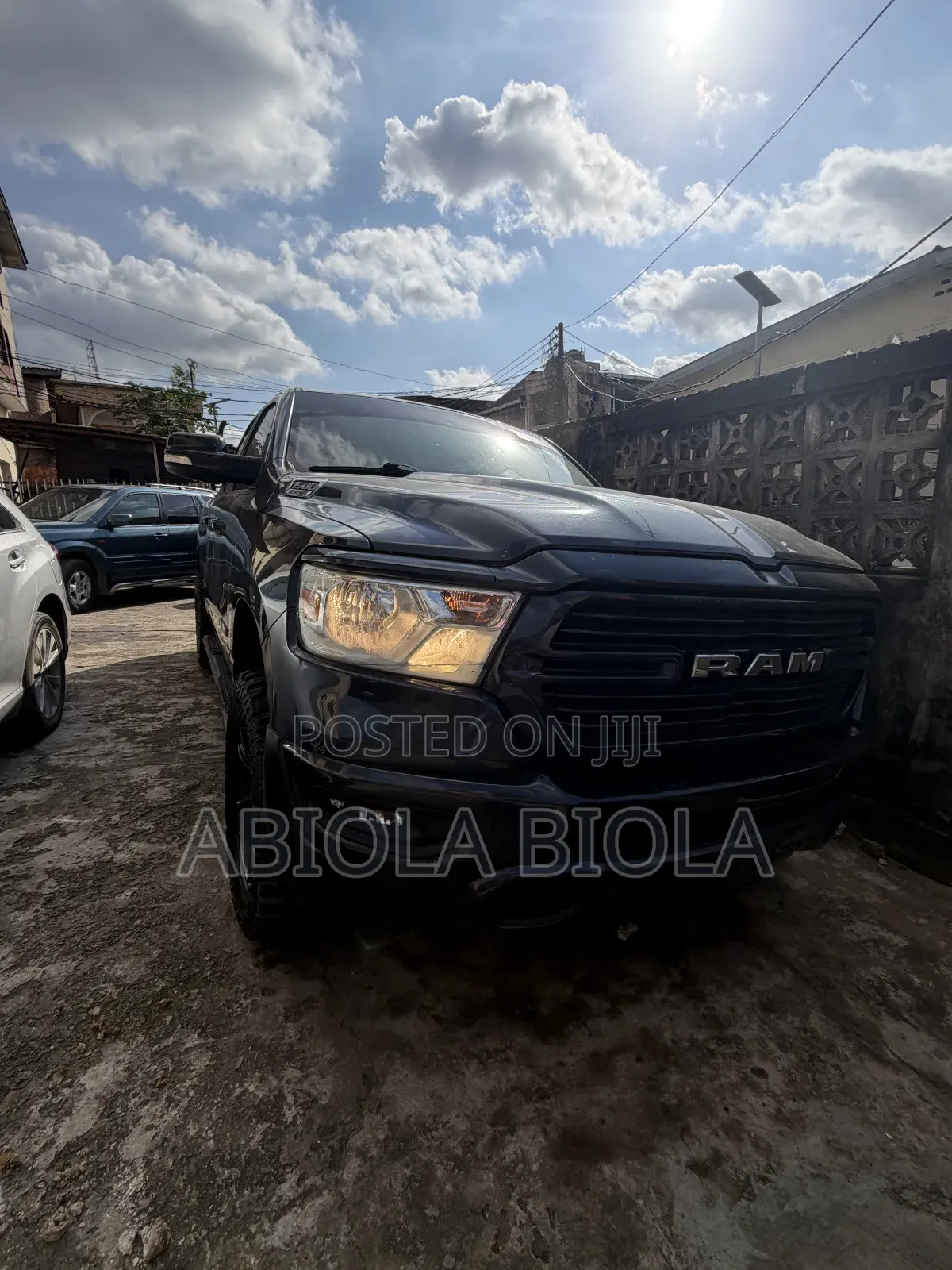 Dodge RAM 1500 5.7 Petrol RWD 2022 Black