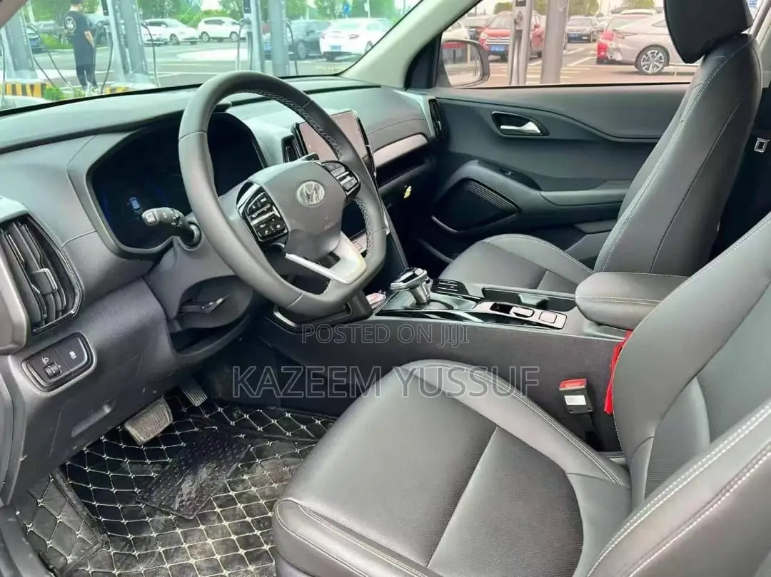 Honda HR-V EX-L 2WD CVT 2023 White