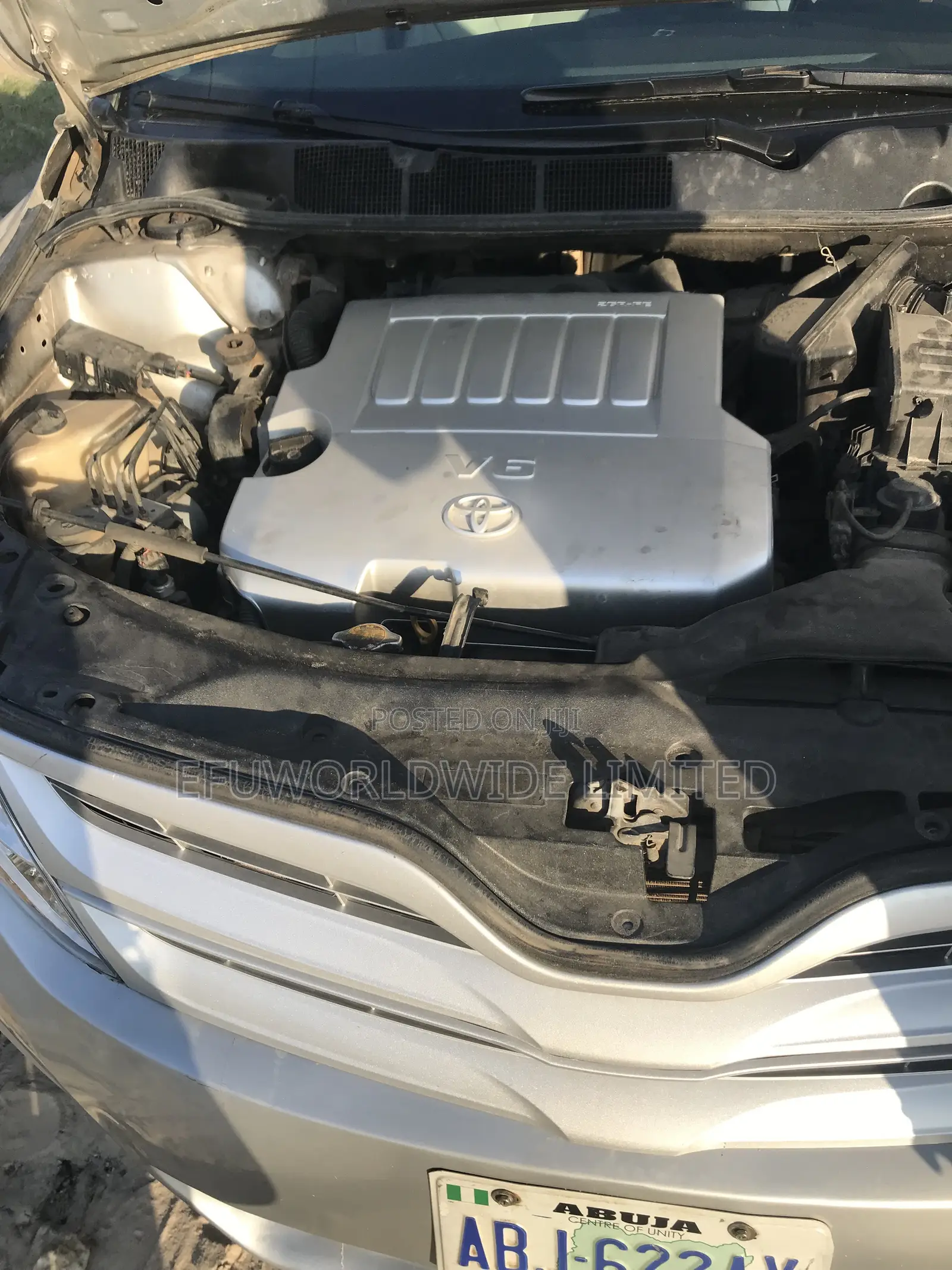 Toyota Venza V6 AWD 2011 Silver