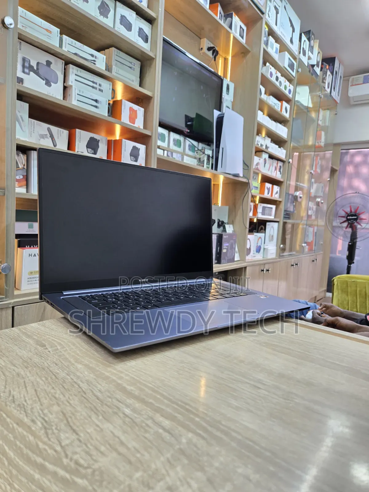 Laptop Huawei 16GB AMD Ryzen 5 SSD 512GB