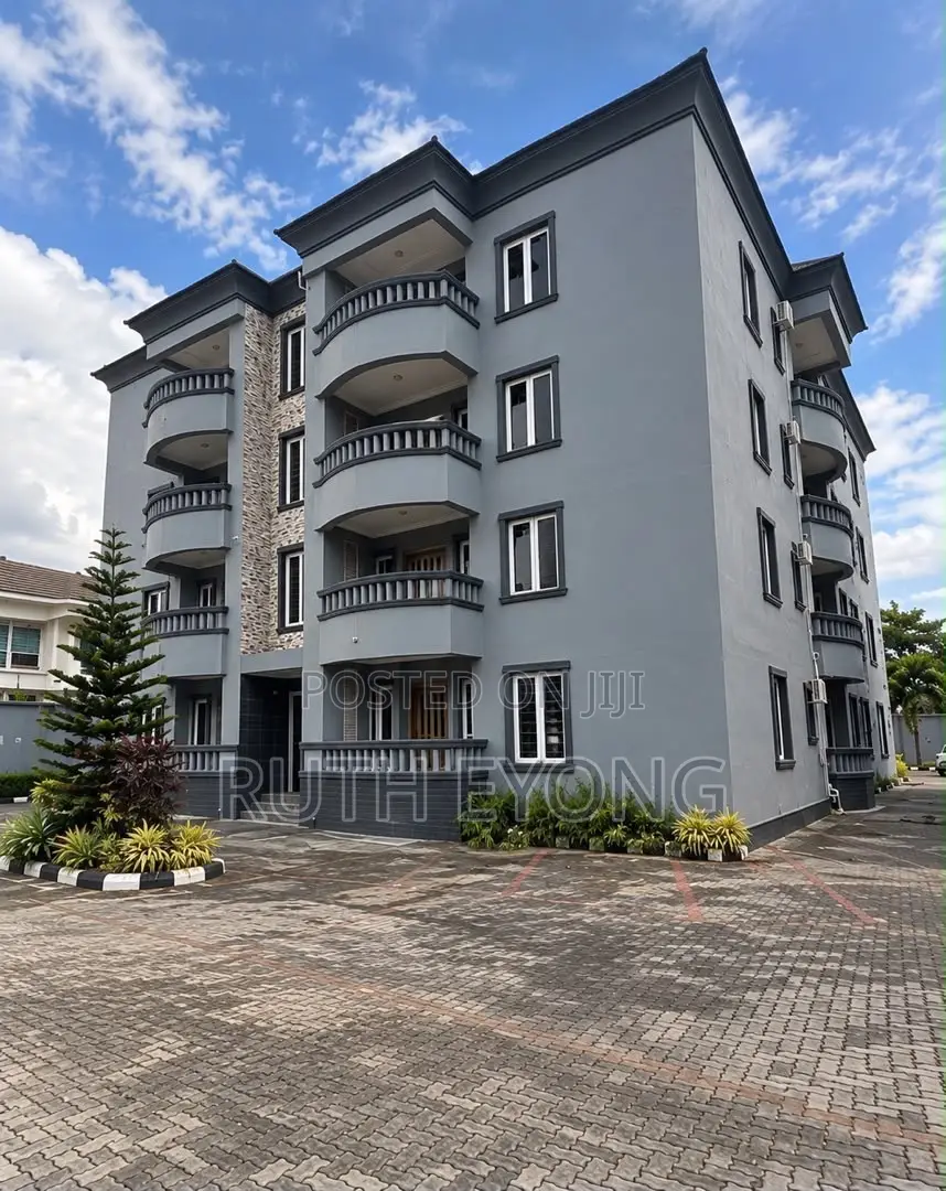 3bdrm Apartment in Ikoyi Lagos for rent