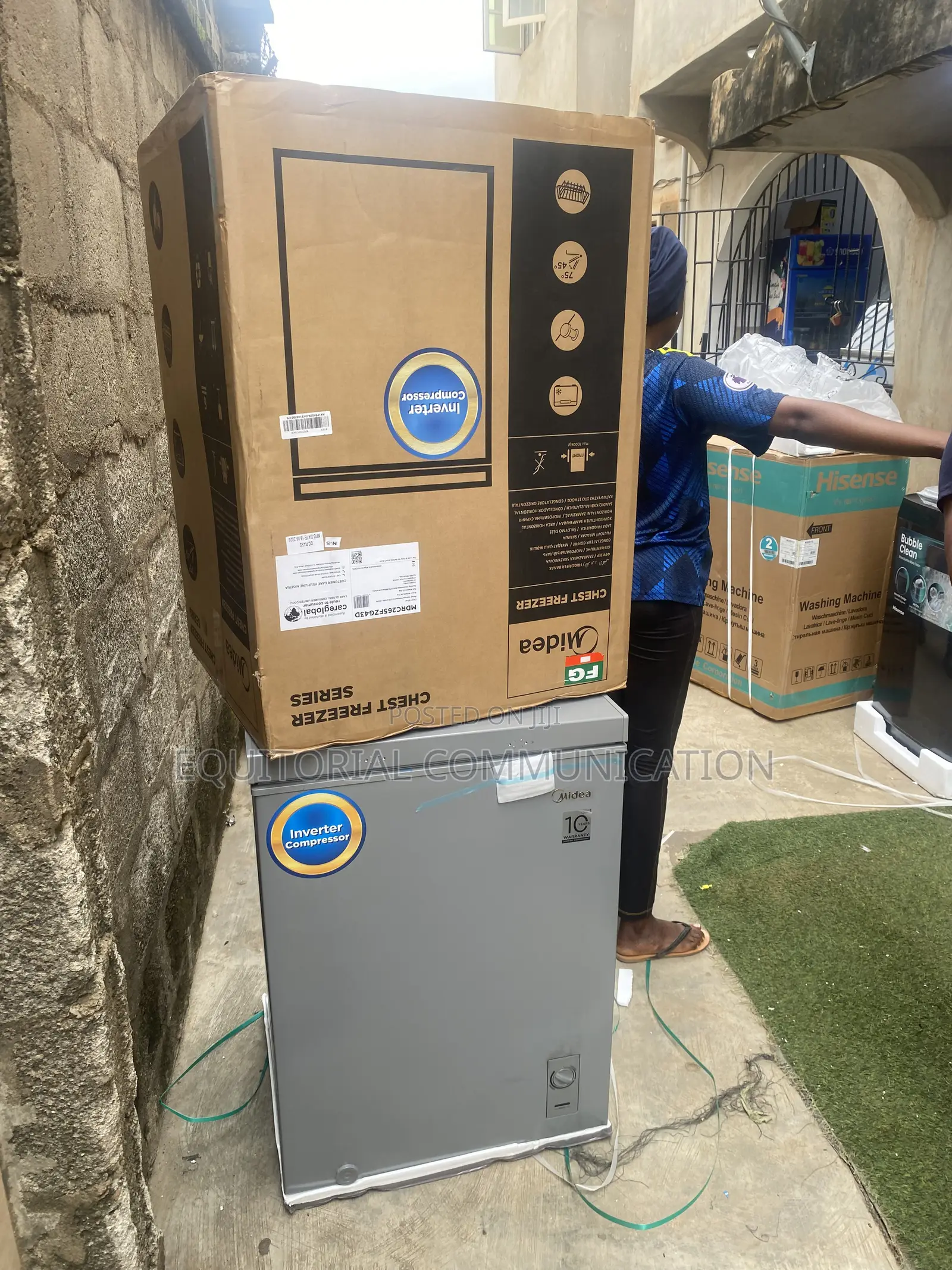Midea 142L Energy Efficient MDRC265FZG43D Inverter Chest Freezer