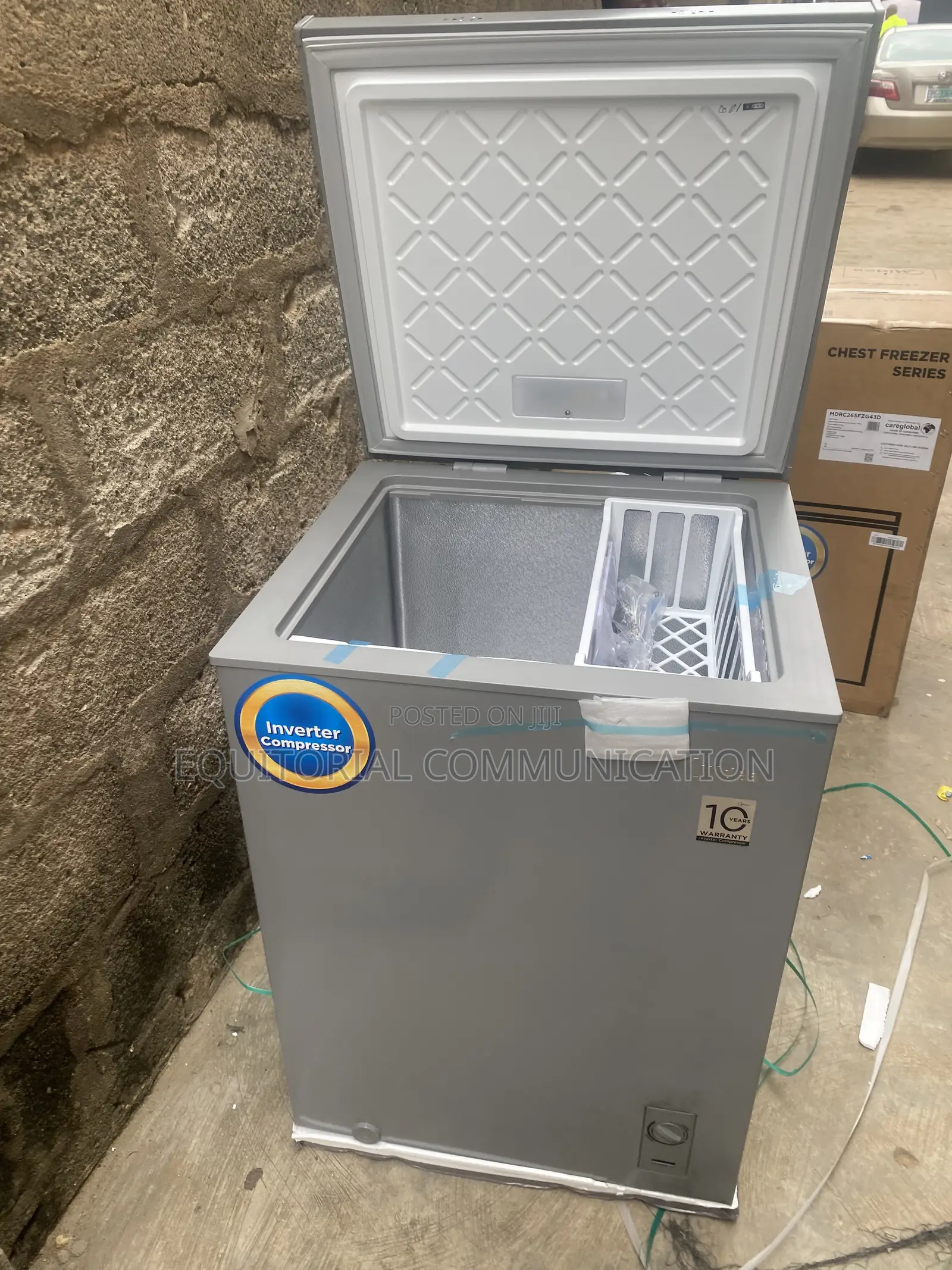 Midea 142L MDRC265FZG43D Energy Saving Chest Freezer Inverter