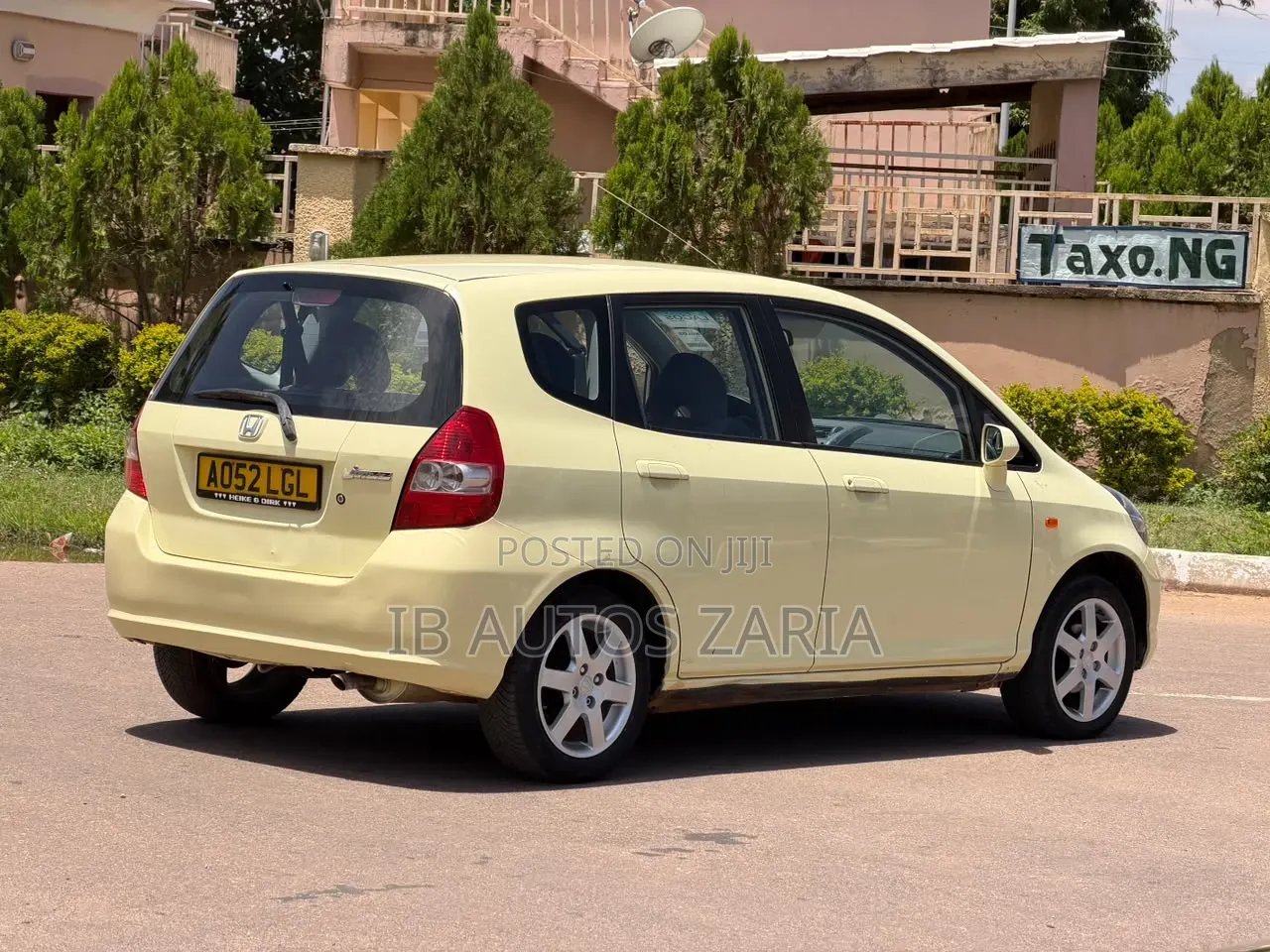 Honda Jazz 2005 Yellow