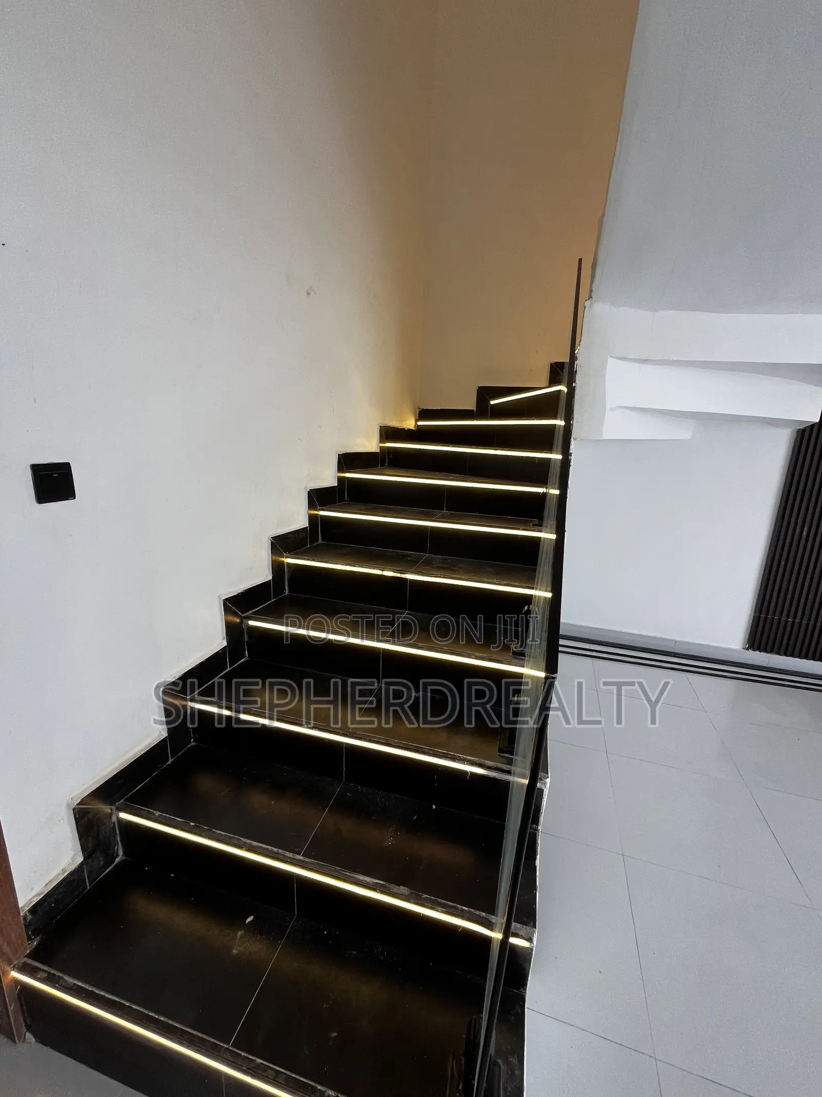 4bdrm Duplex in Ado / Ajah for sale