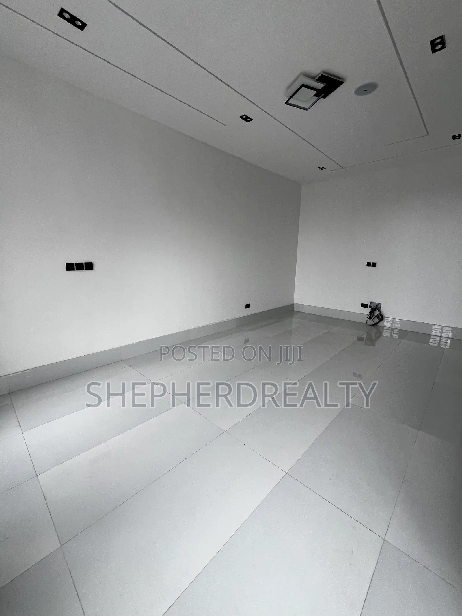4bdrm Duplex in Sangotedo for sale