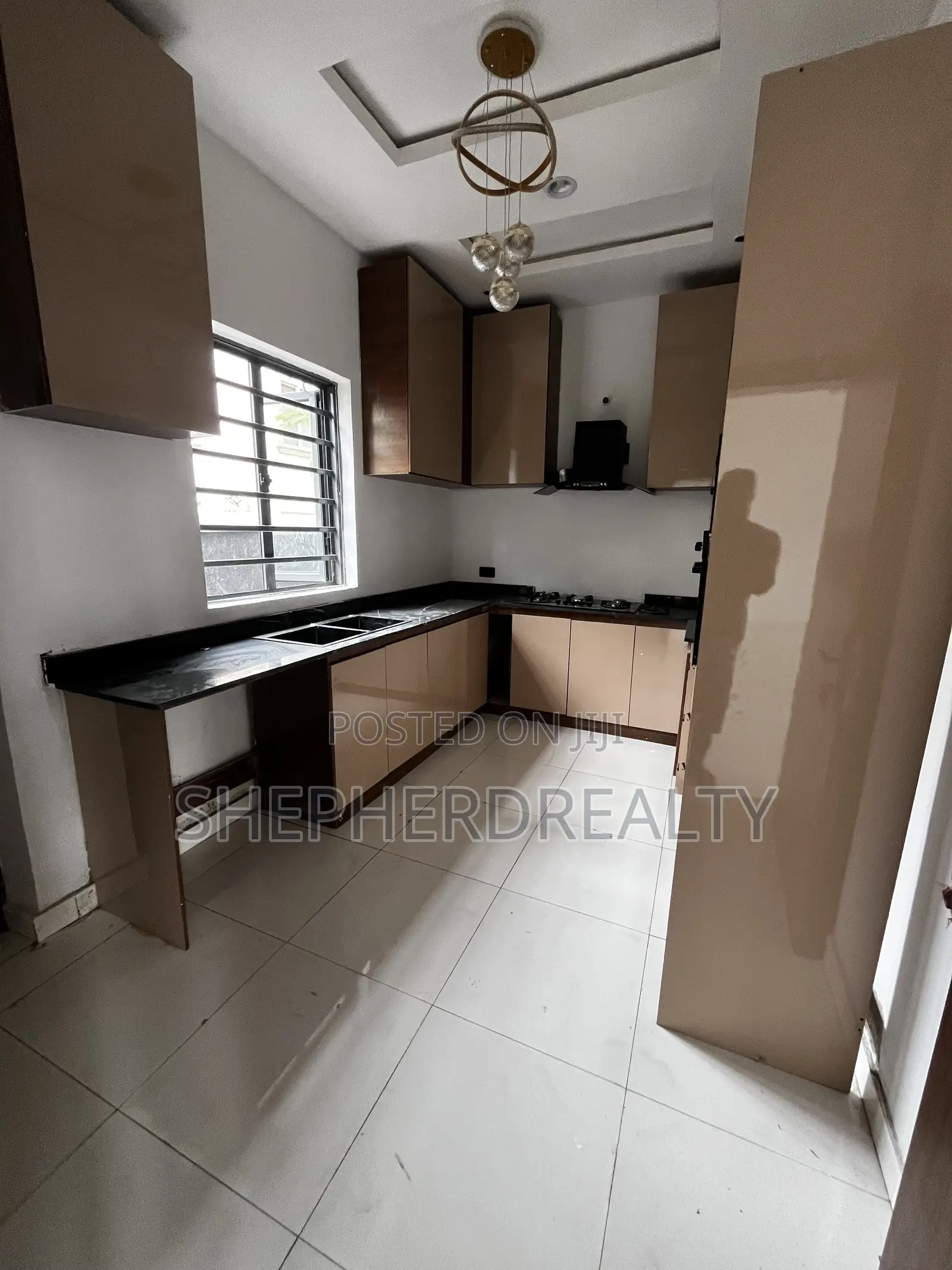 3bdrm Duplex in Sangotedo for sale