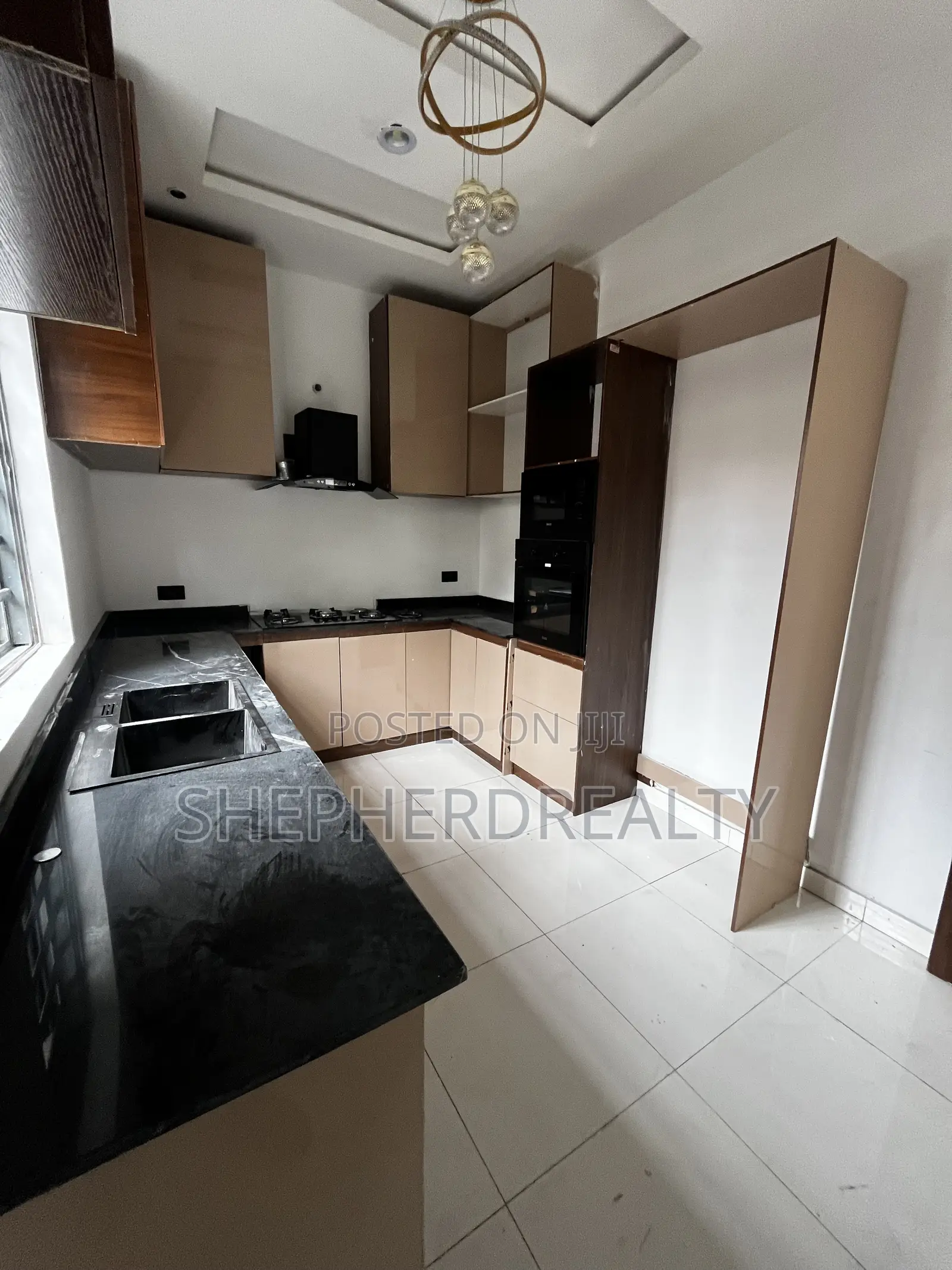 3bdrm Duplex in Sangotedo for sale