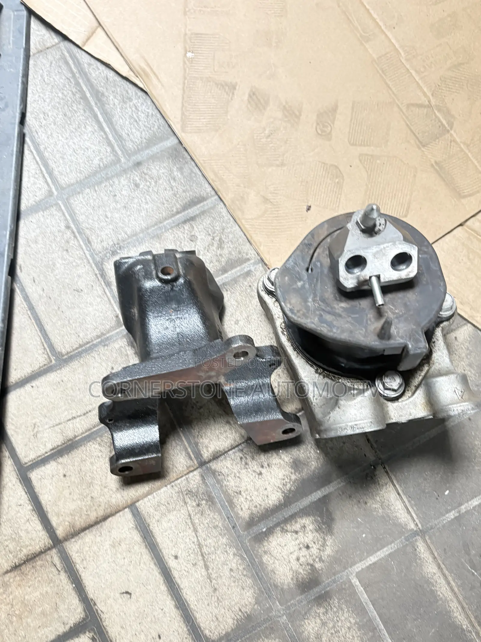 Engine Seat Land Cruiser 2025