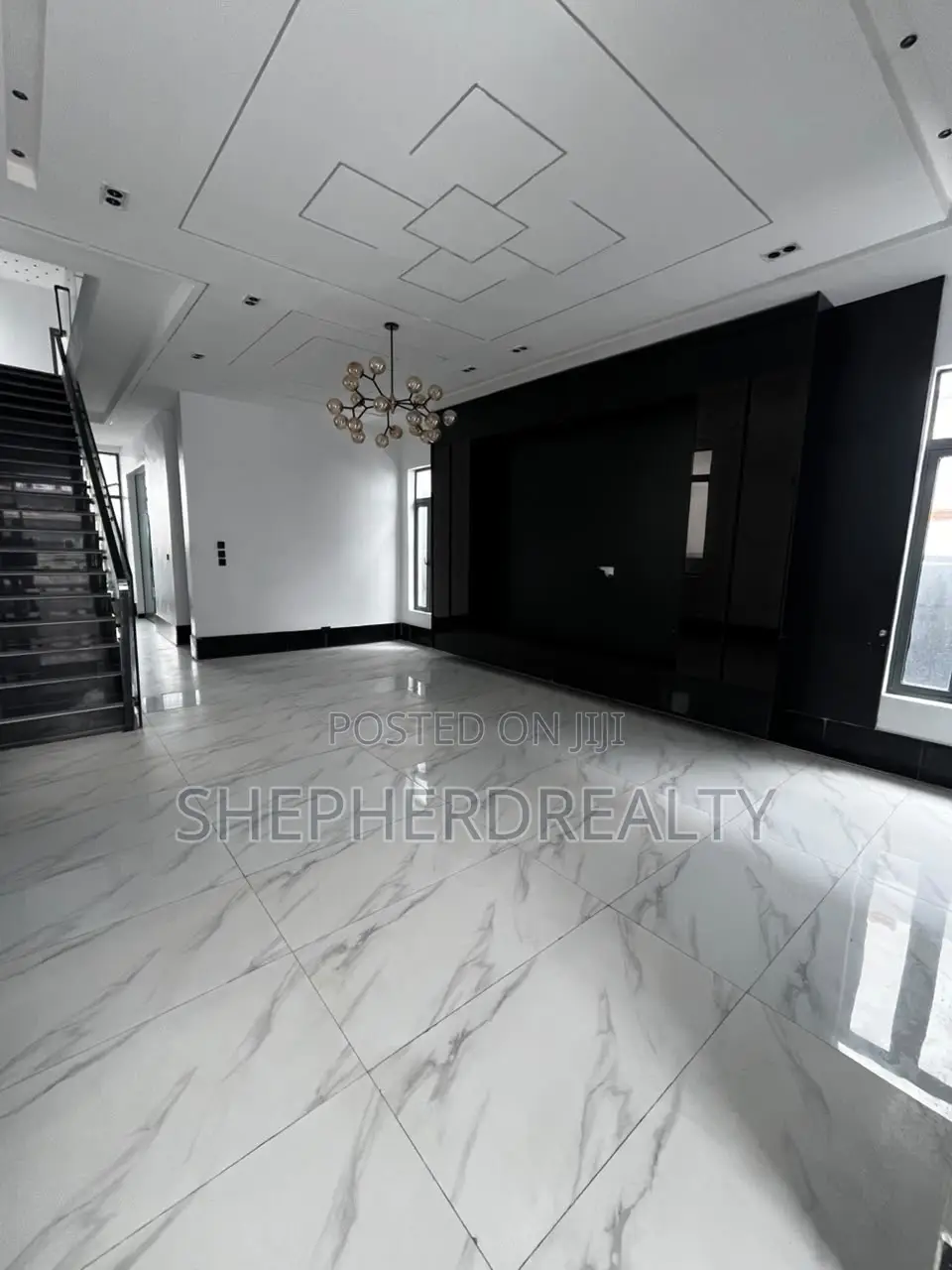 5bdrm Duplex in Sangotedo for sale