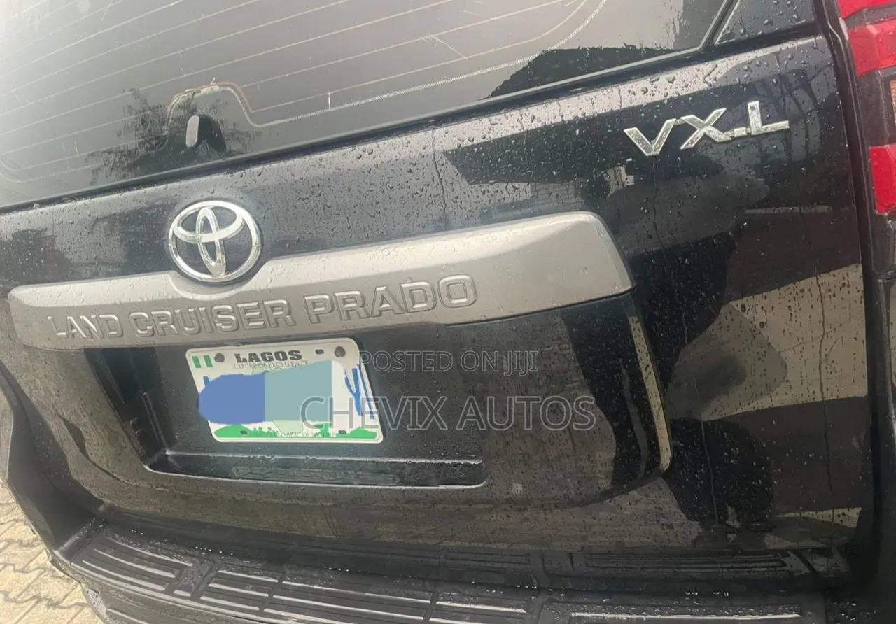 Toyota Land Cruiser Prado 4.0 2022 Black