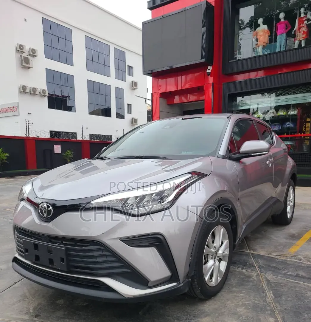 Toyota C-HR 2023 Silver
