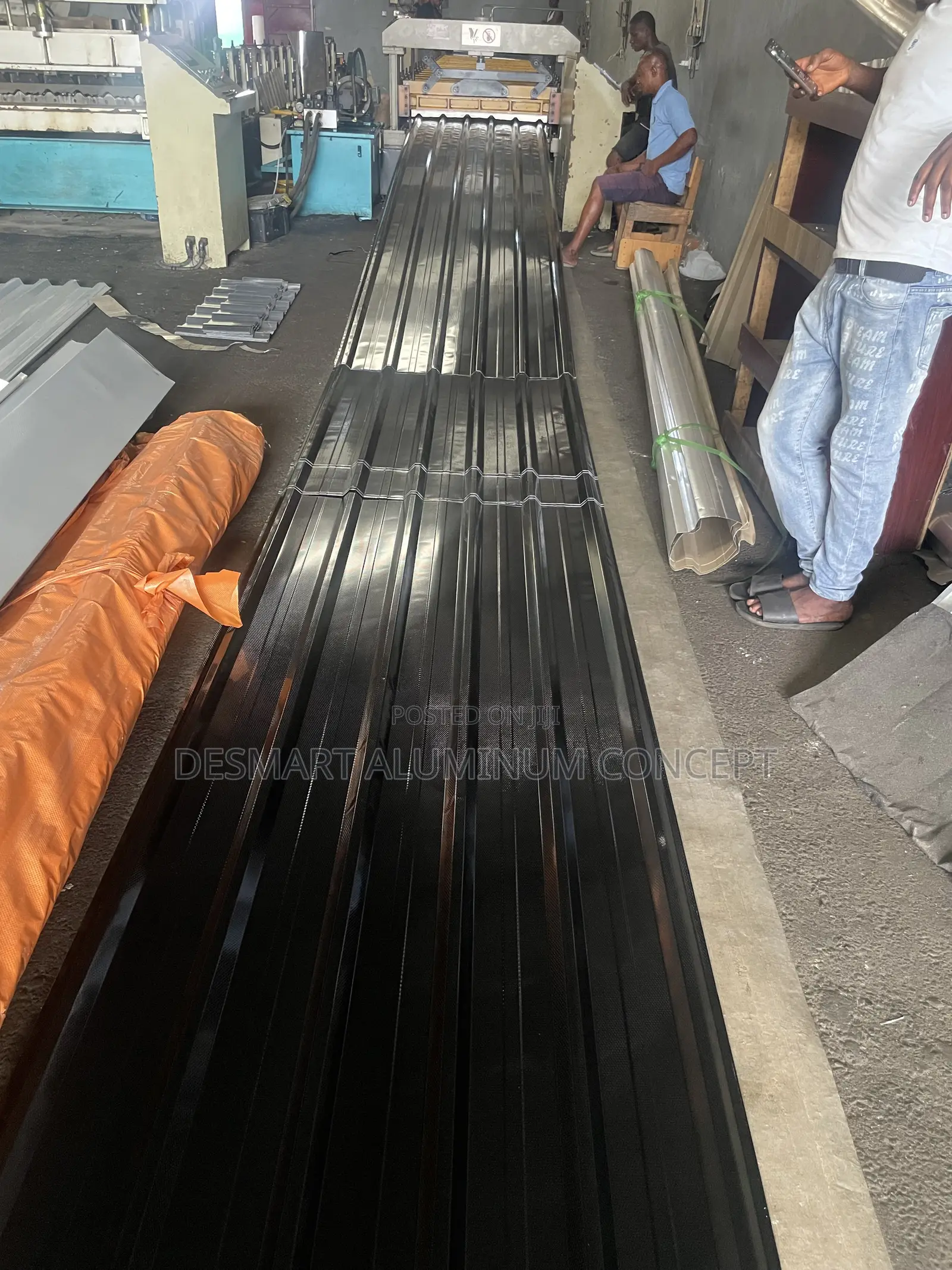 DESMART ALUMINUM ROOFING Strength That Lasts. Beauty That Stands.