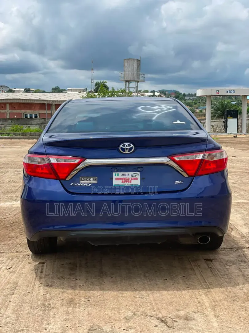 Toyota Camry SE 4dr Sedan (2.5L 4cyl 6A) 2016 Blue
