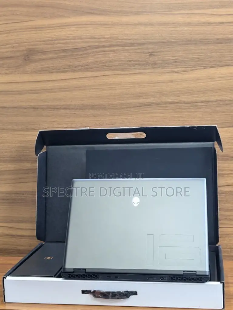 Laptop Dell 32GB Intel Core Ultra 9 SSD 1T