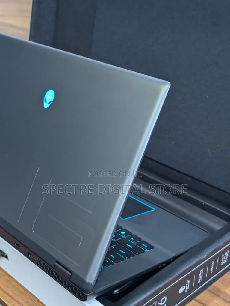 Laptop Dell 32GB Intel Core Ultra 9 SSD 1T