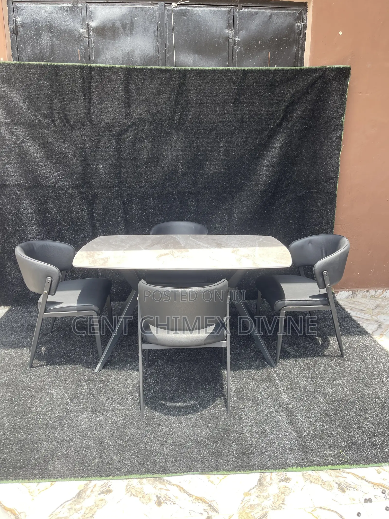 Well Trusted Quality Dinning by Seater