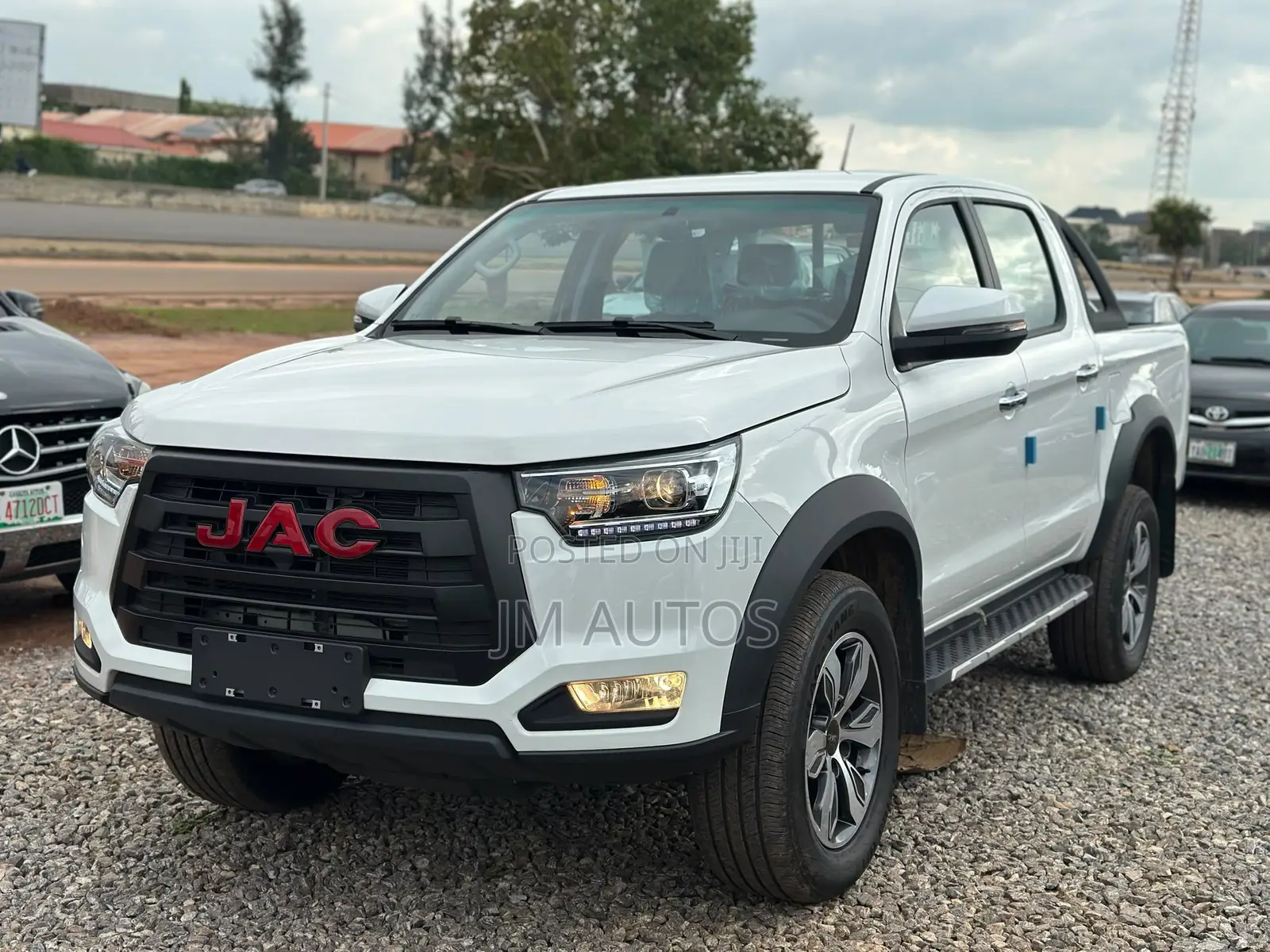 New JAC T8 2026 White