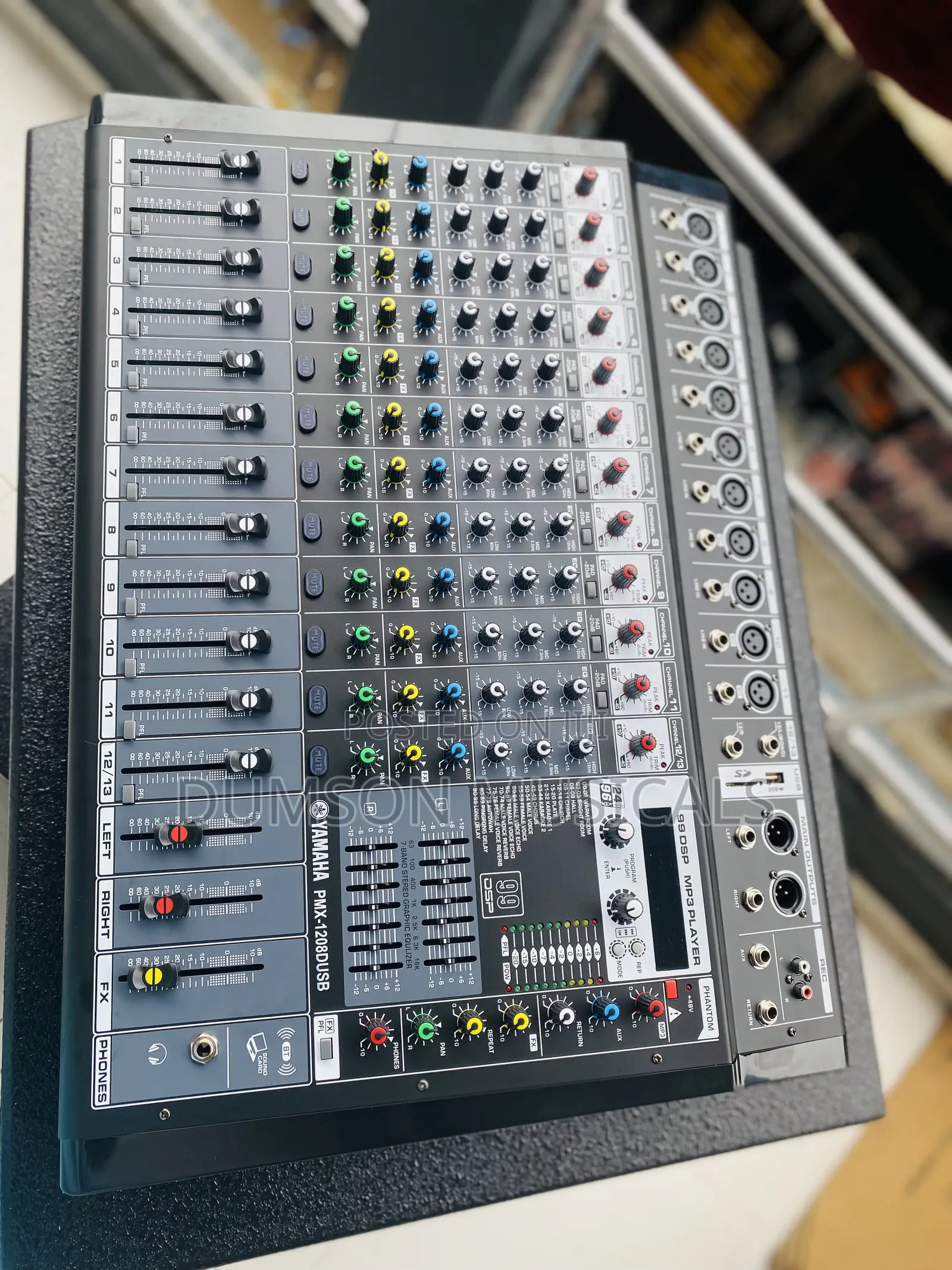 12 Channels Powered Mixer Yamaha