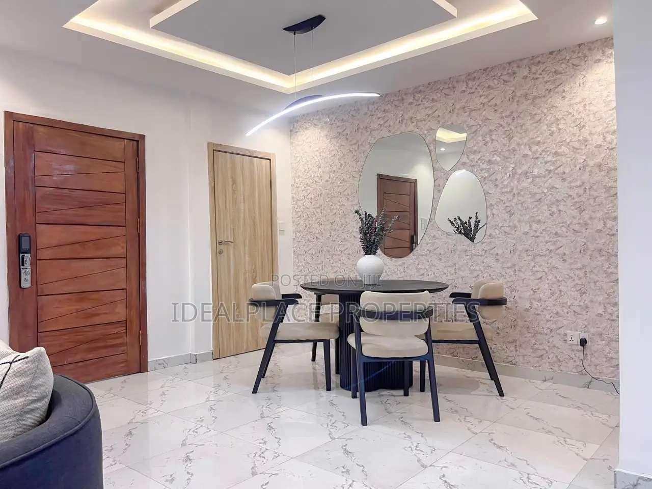 Furnished 3bdrm Apartment in Chevron for sale