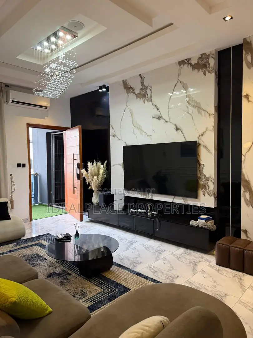 Furnished 2bdrm Apartment in Ikate for rent