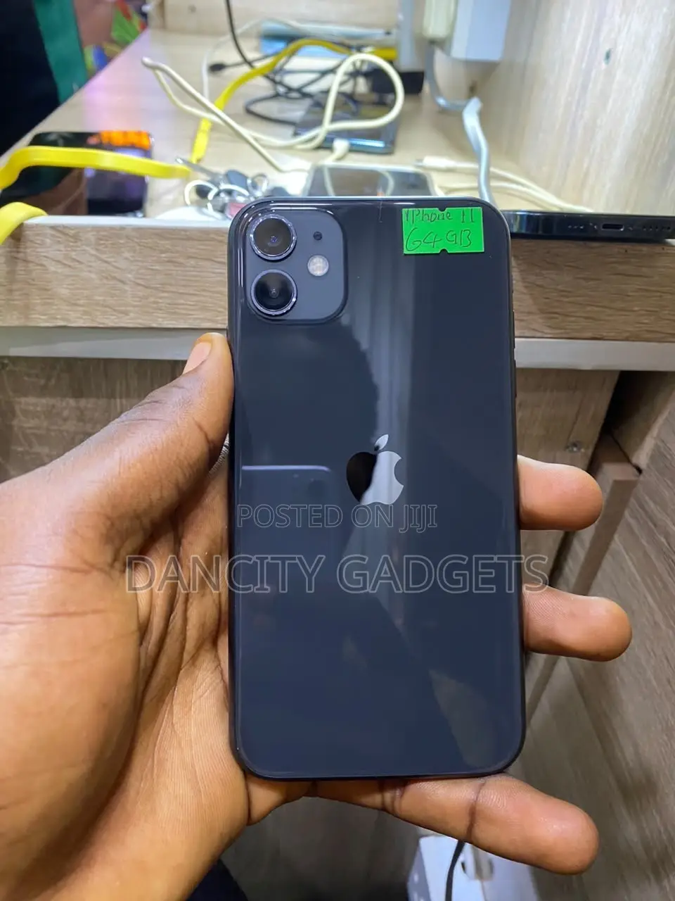 Apple iPhone 11 64 GB Black
