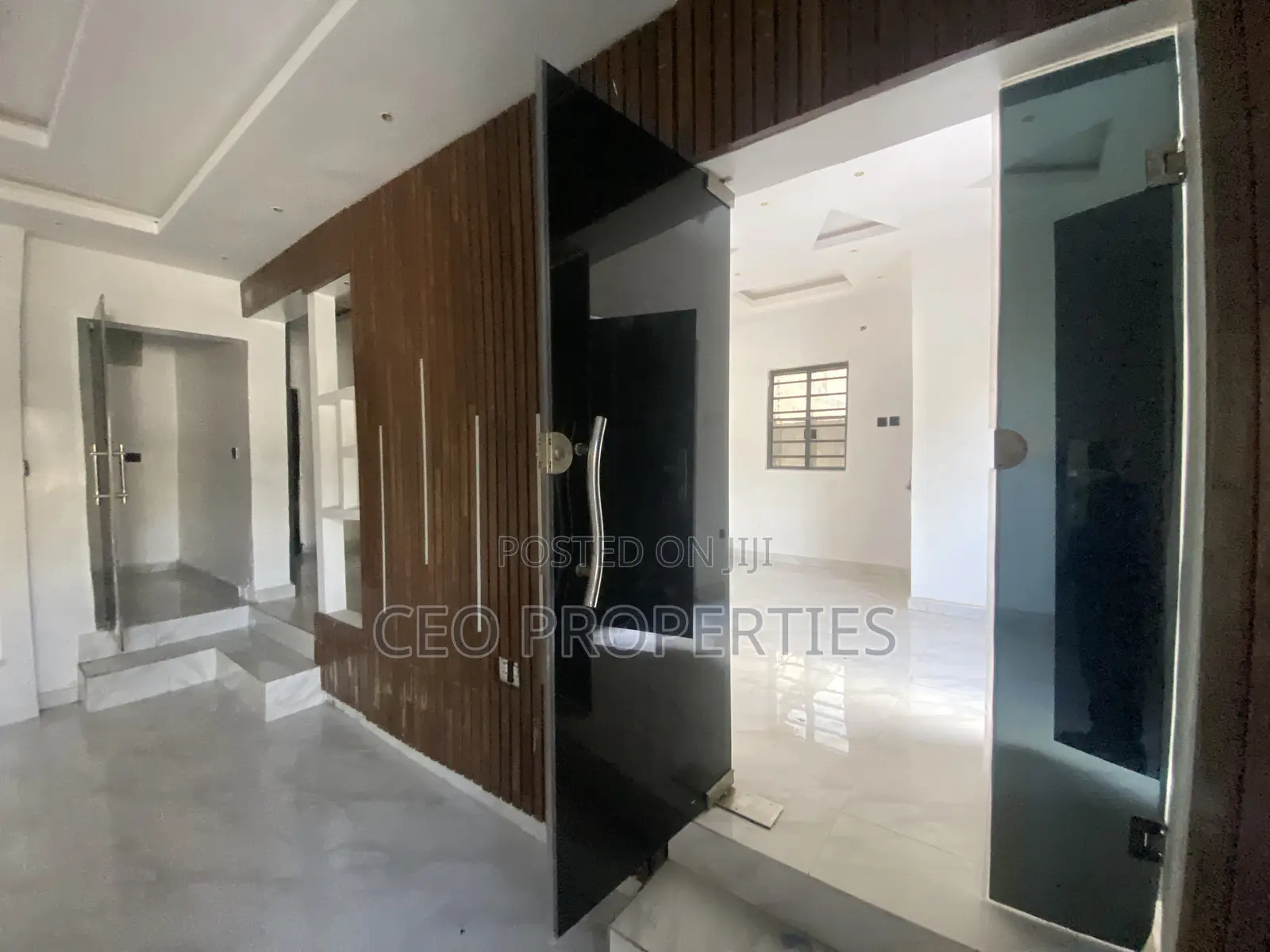 4bdrm Duplex in Awoyaya/Oribawa for sale