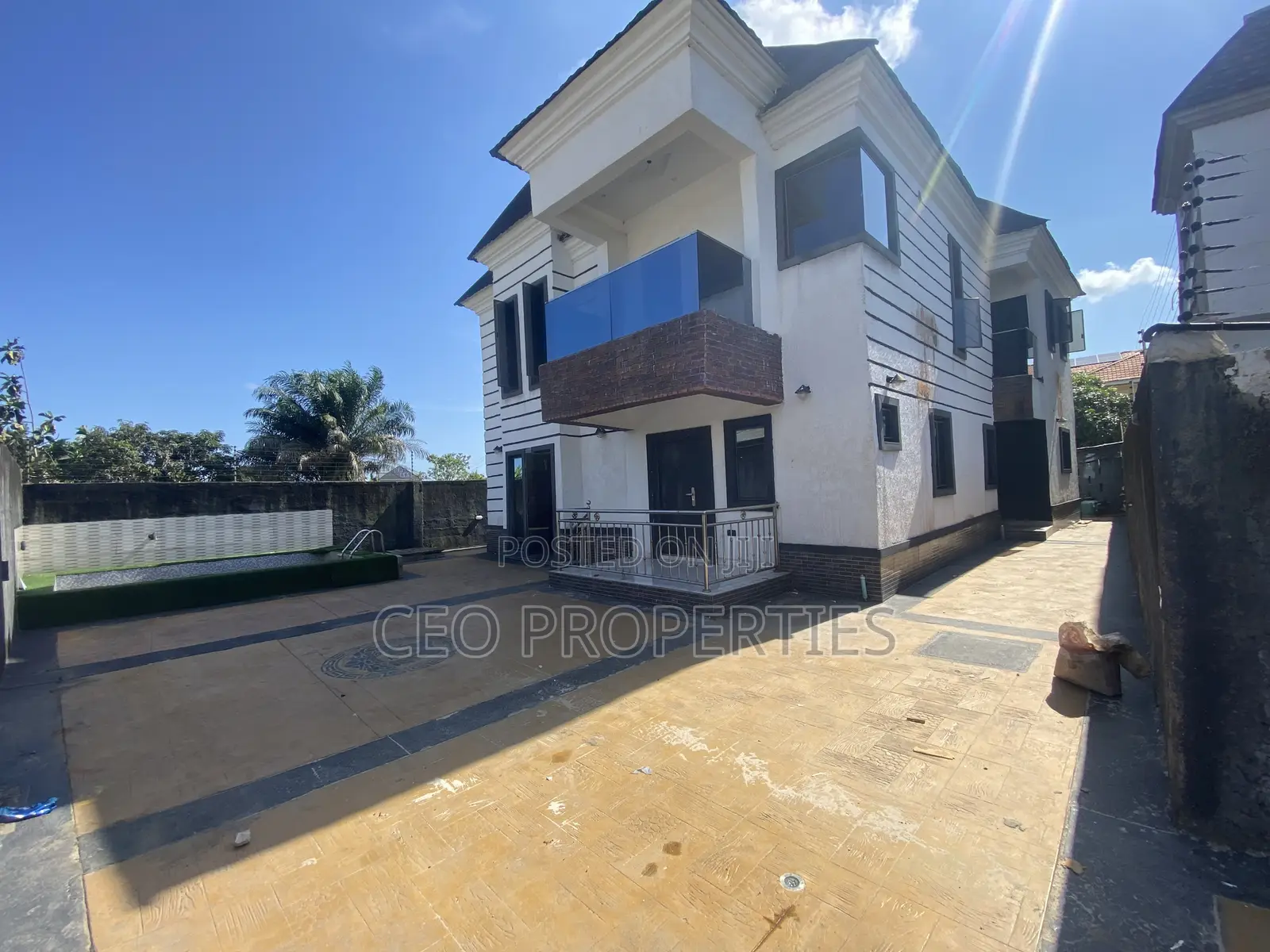 4bdrm Duplex in Awoyaya/Oribawa for sale