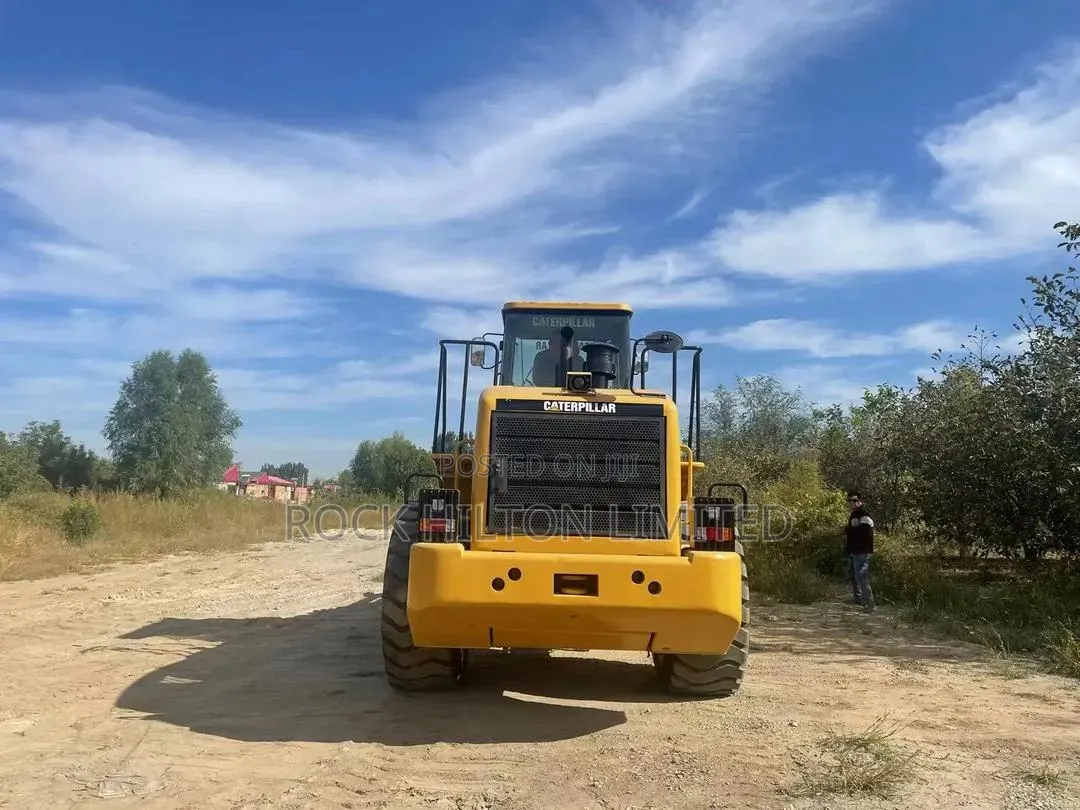 Renting CAT 966h- Call/WhatsApp